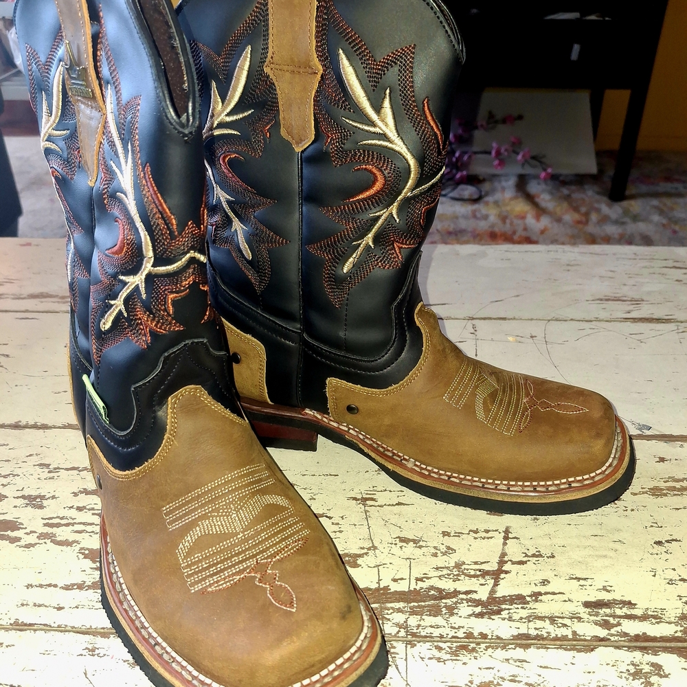 Embroidered Western Leather Boots